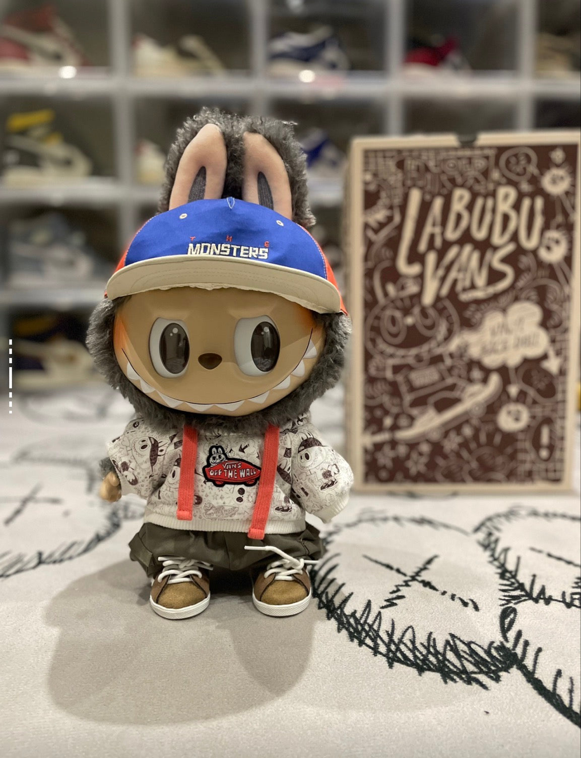 Authentic Labubu Medium THE MONSTERS-Old Skool Forever (Vans) labubu dolls-14