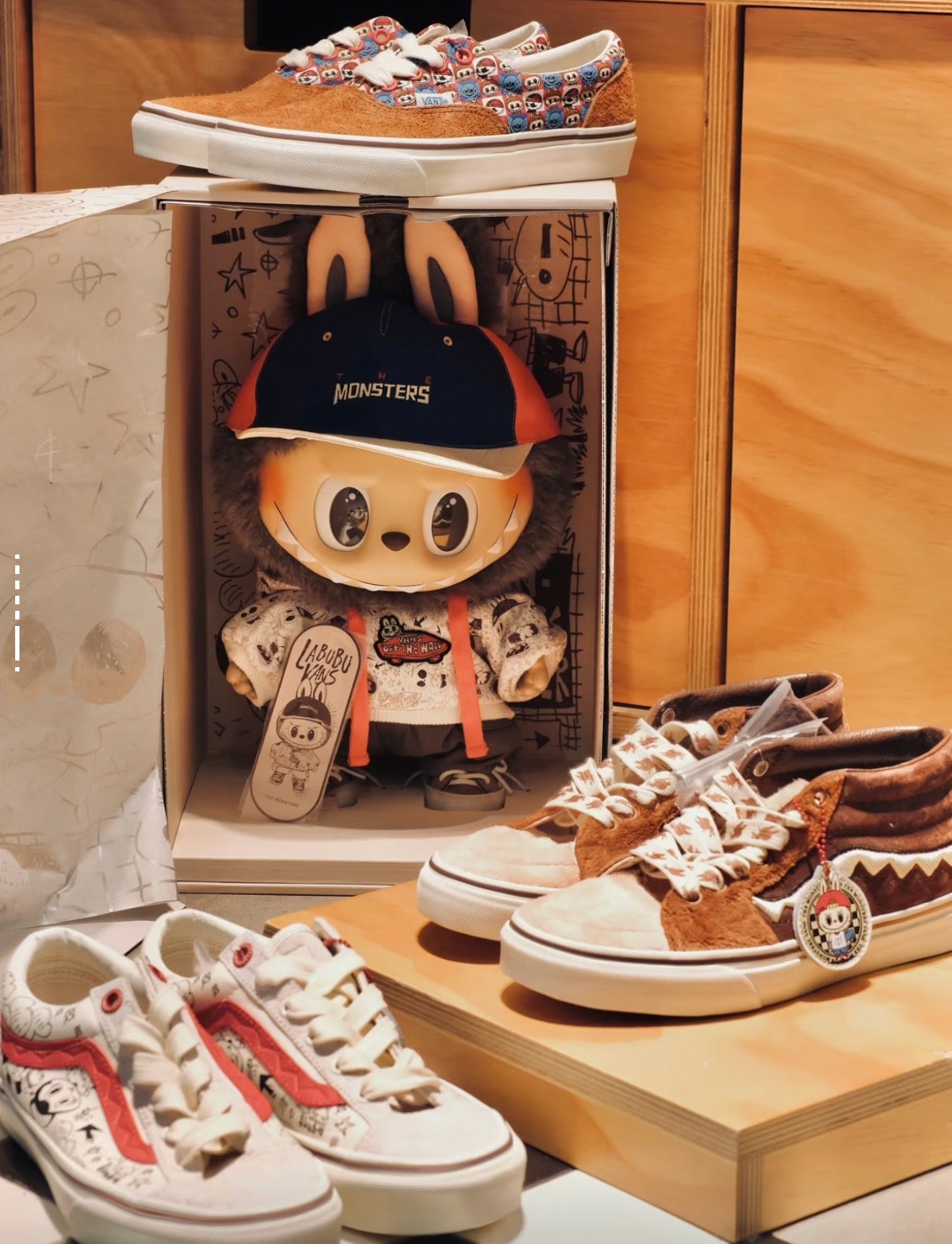 Authentic Labubu Medium THE MONSTERS-Old Skool Forever (Vans) labubu dolls-14